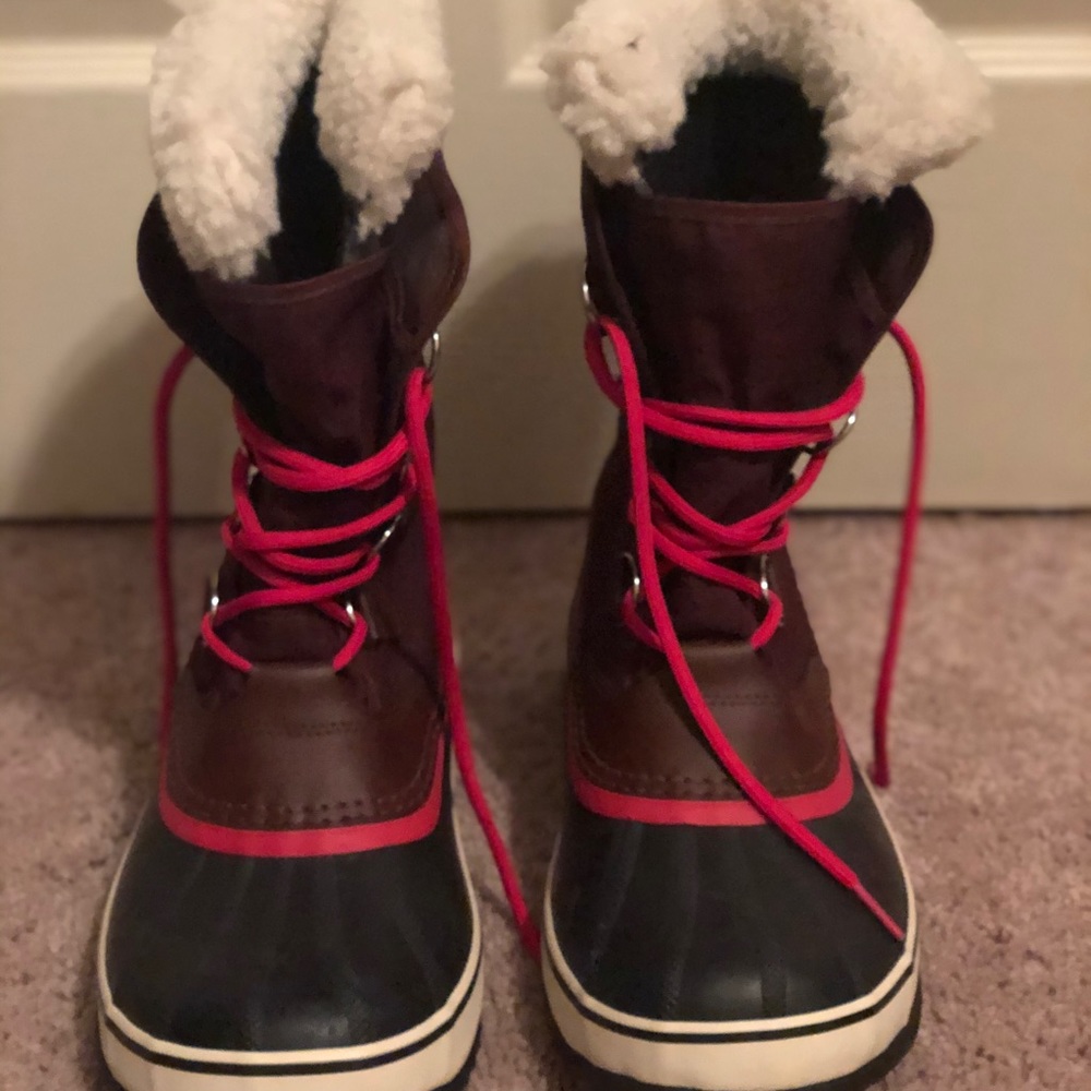 Brand new Sorel Snow boots size 12